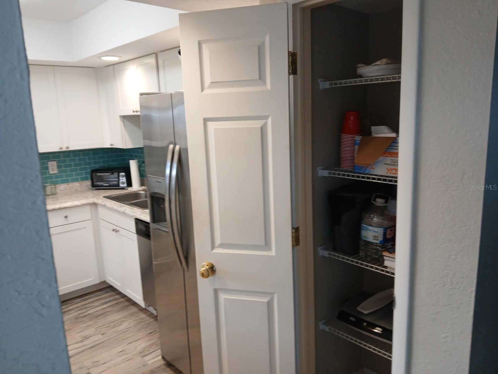 10350 IMPERIAL POINT DR W #8, LARGO, FL, 33774