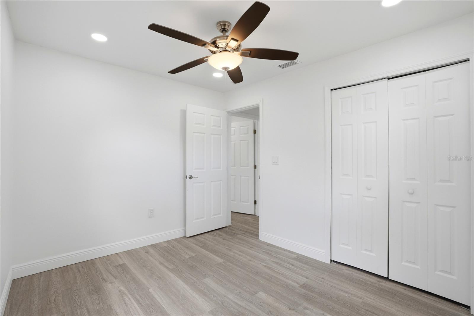 6526 43RD AVE N, KENNETH CITY, FL, 33709