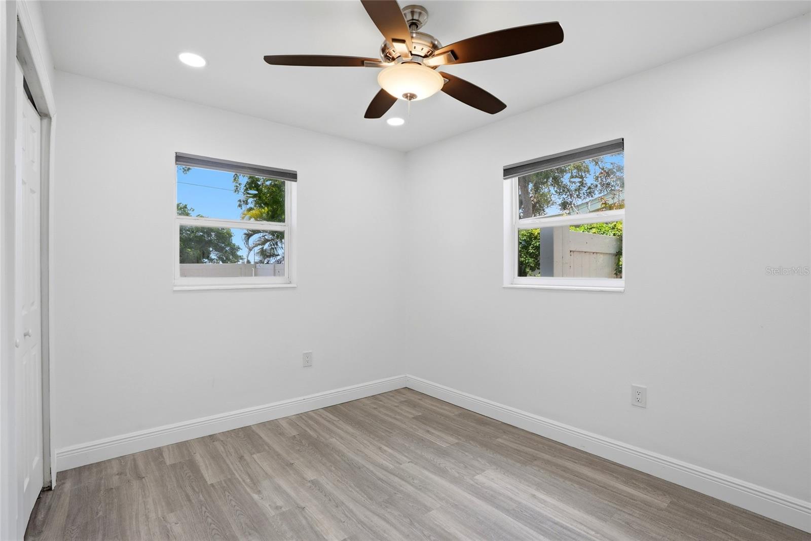 6526 43RD AVE N, KENNETH CITY, FL, 33709