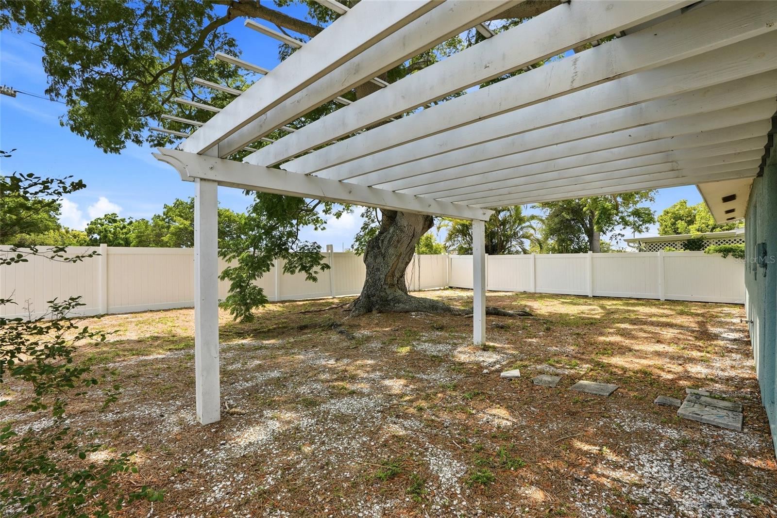 6526 43RD AVE N, KENNETH CITY, FL, 33709