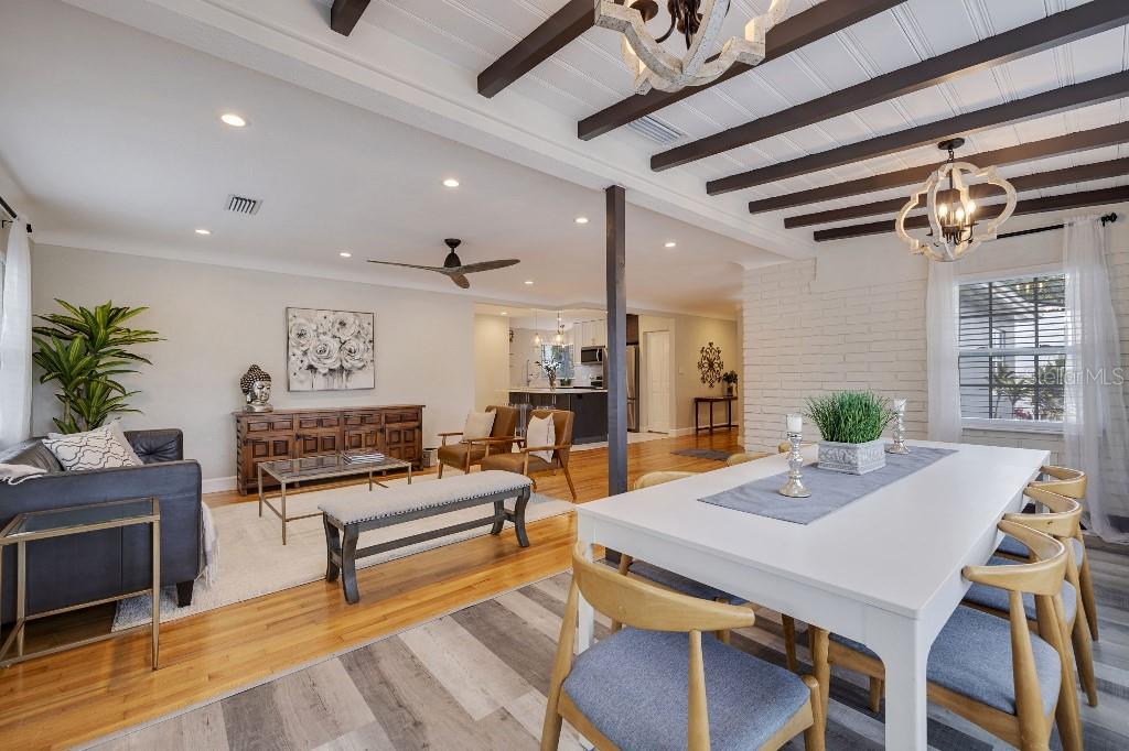 347 LING A MOR TER S, ST PETERSBURG, FL, 33705