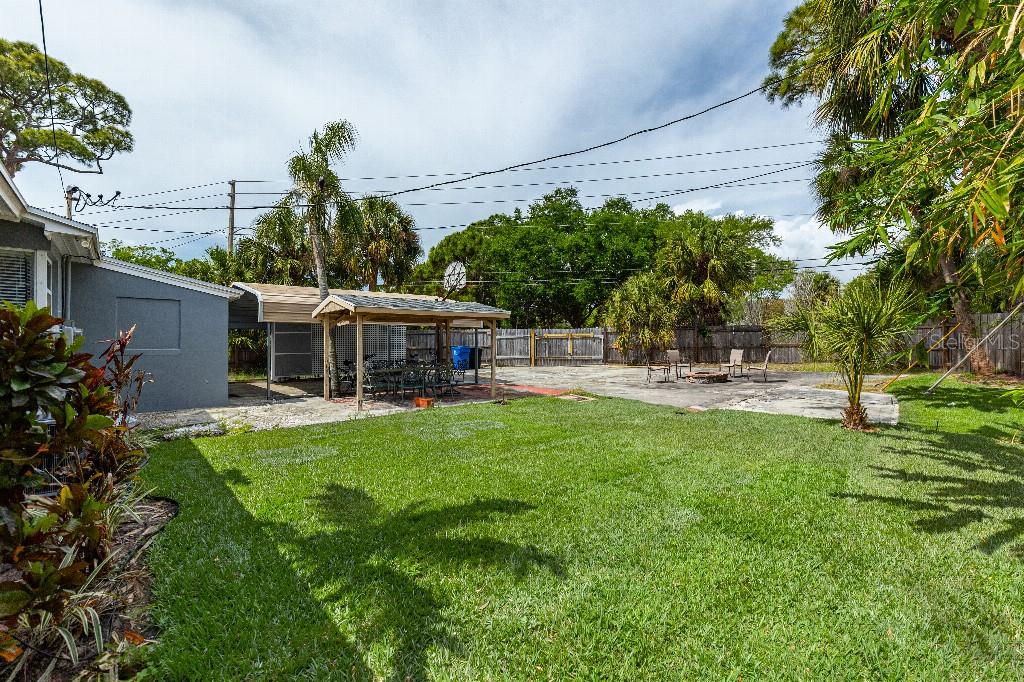 347 LING A MOR TER S, ST PETERSBURG, FL, 33705