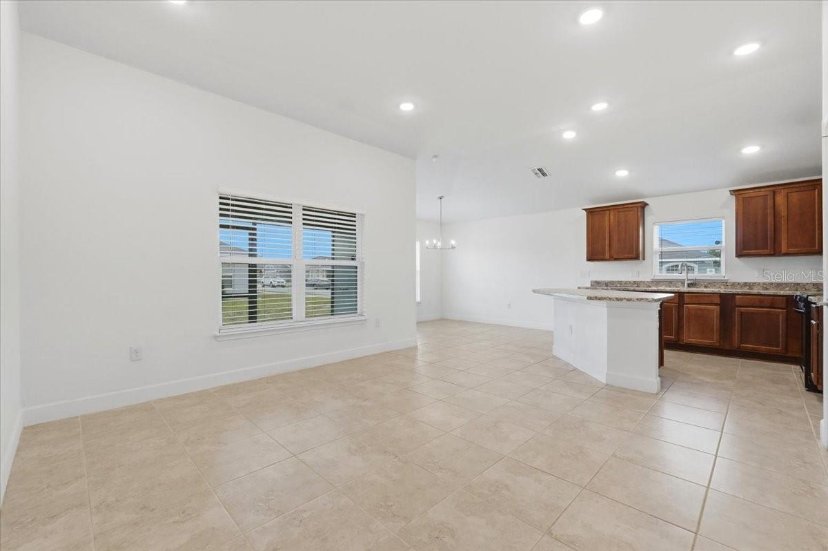 851 VIENNA DR, WINTER HAVEN, FL, 33884