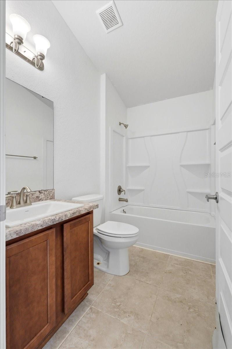 851 VIENNA DR, WINTER HAVEN, FL, 33884