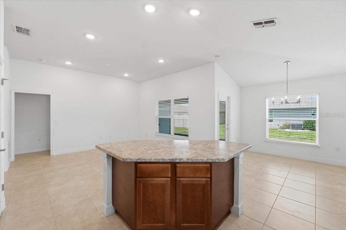 851 VIENNA DR, WINTER HAVEN, FL, 33884