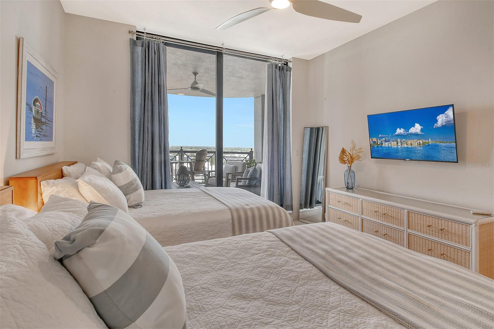 50 CENTRAL AVE #15B, SARASOTA, FL, 34236