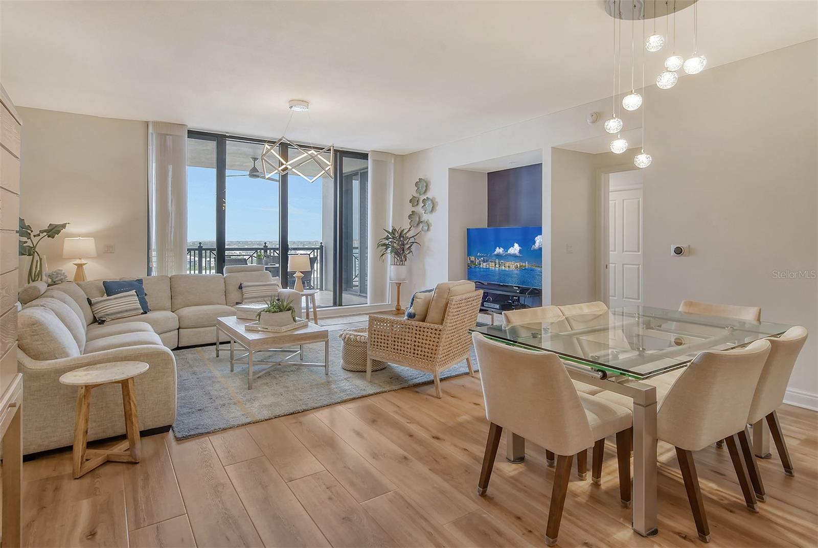 50 CENTRAL AVE #15B, SARASOTA, FL, 34236