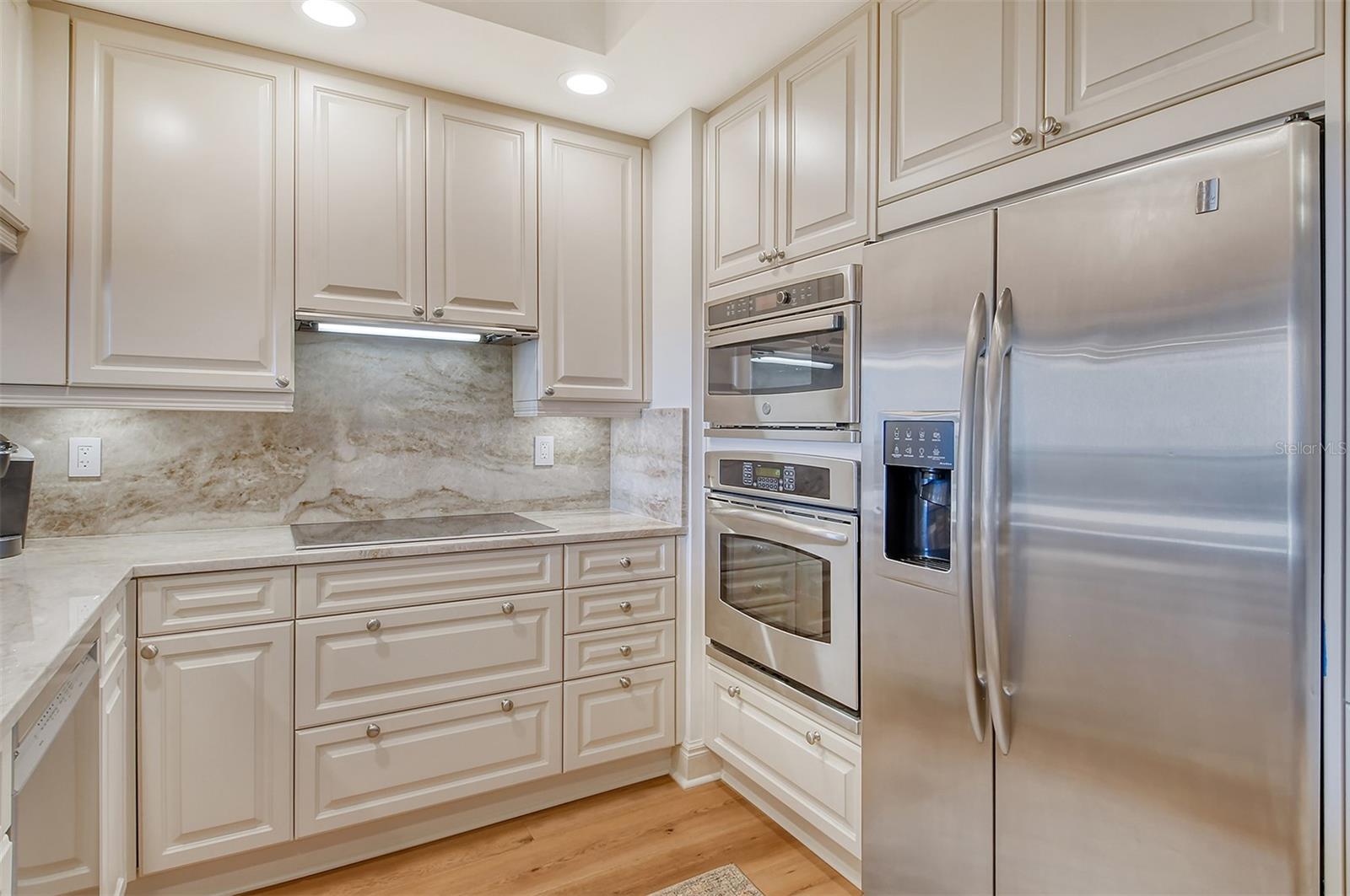 50 CENTRAL AVE #15B, SARASOTA, FL, 34236