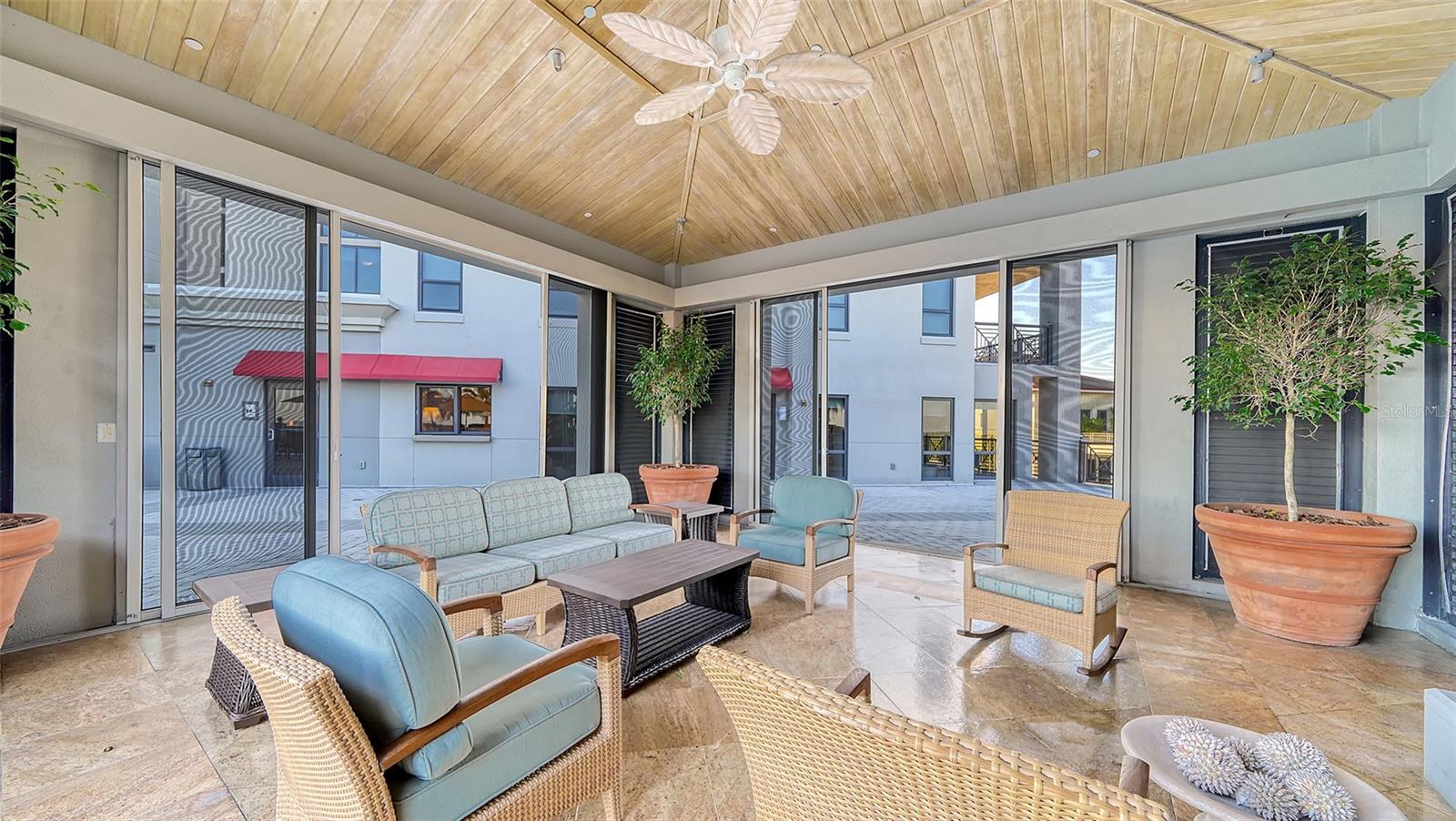 50 CENTRAL AVE #15B, SARASOTA, FL, 34236