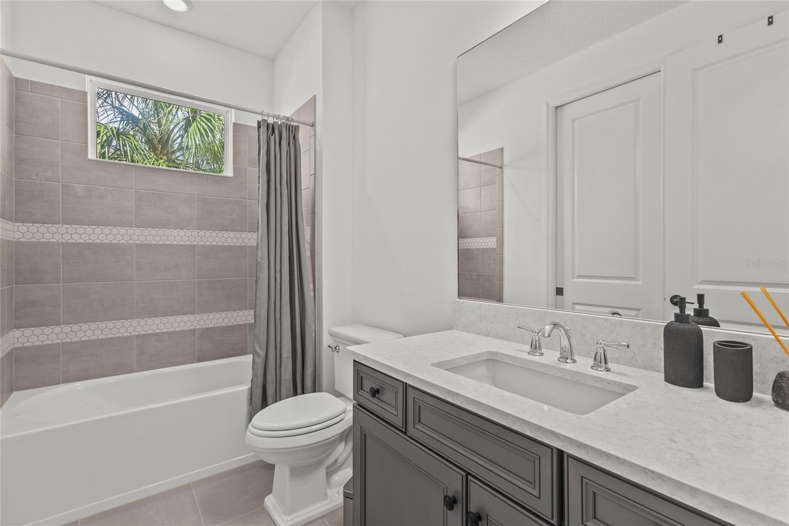 16319 MOUNT HOLLY DR, BRADENTON, FL, 34211