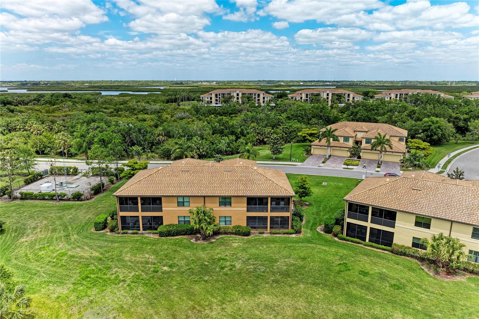 6904 GRAND ESTUARY TRL #102, BRADENTON, FL, 34212