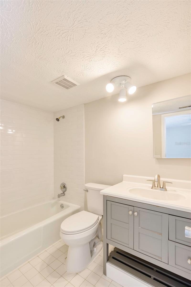 5441 HANSEL AVE #J15, ORLANDO, FL, 32809