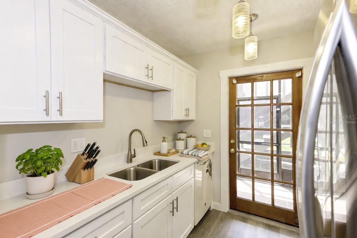 5441 HANSEL AVE #J15, ORLANDO, FL, 32809