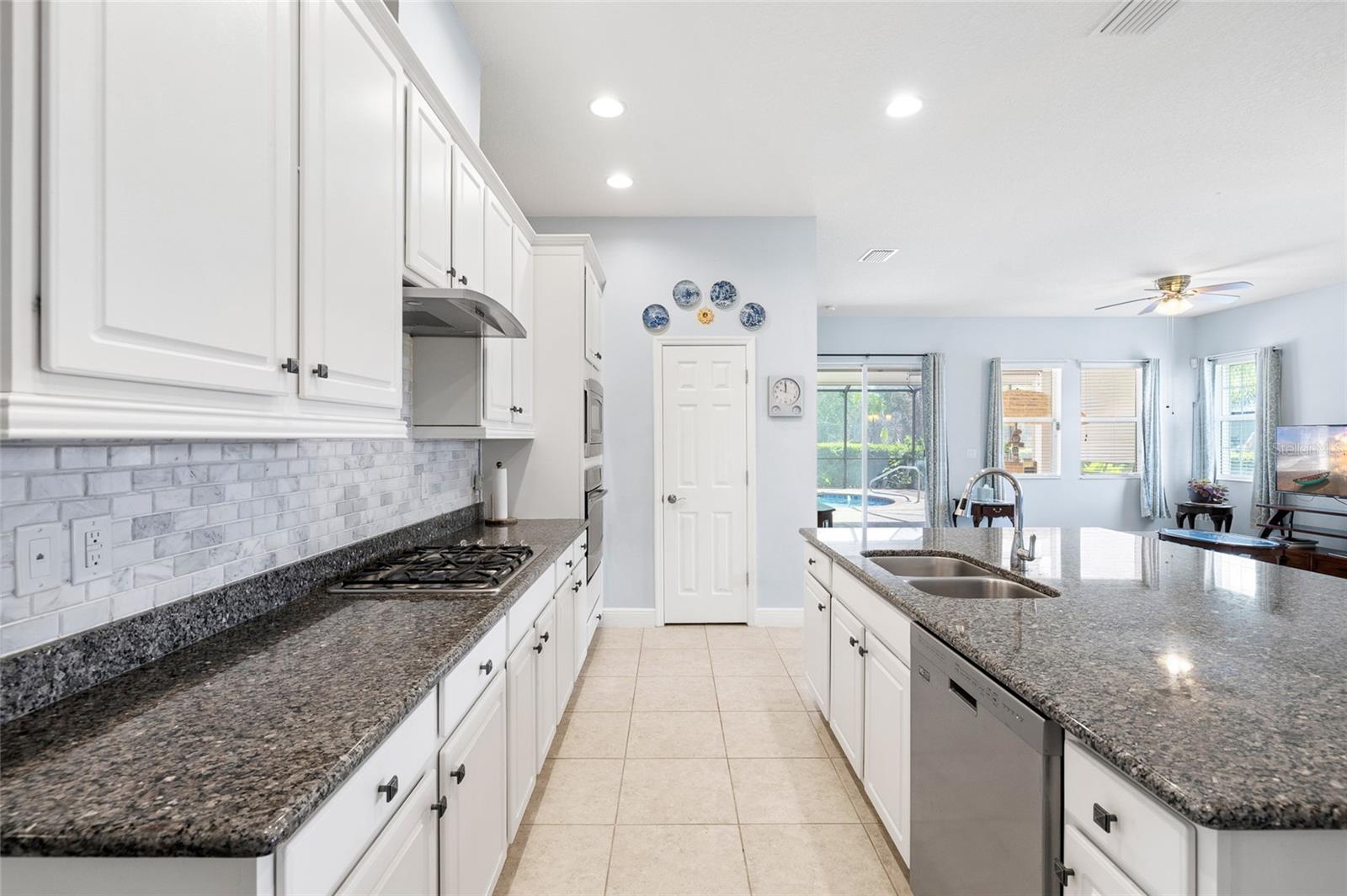 5212 ROSEFINCH PL, LITHIA, FL, 33547