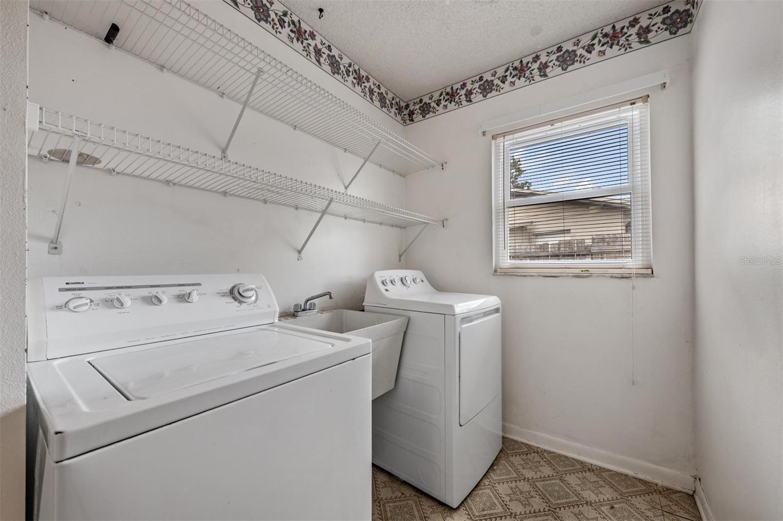 3916 CASABA LOOP, VALRICO, FL, 33596