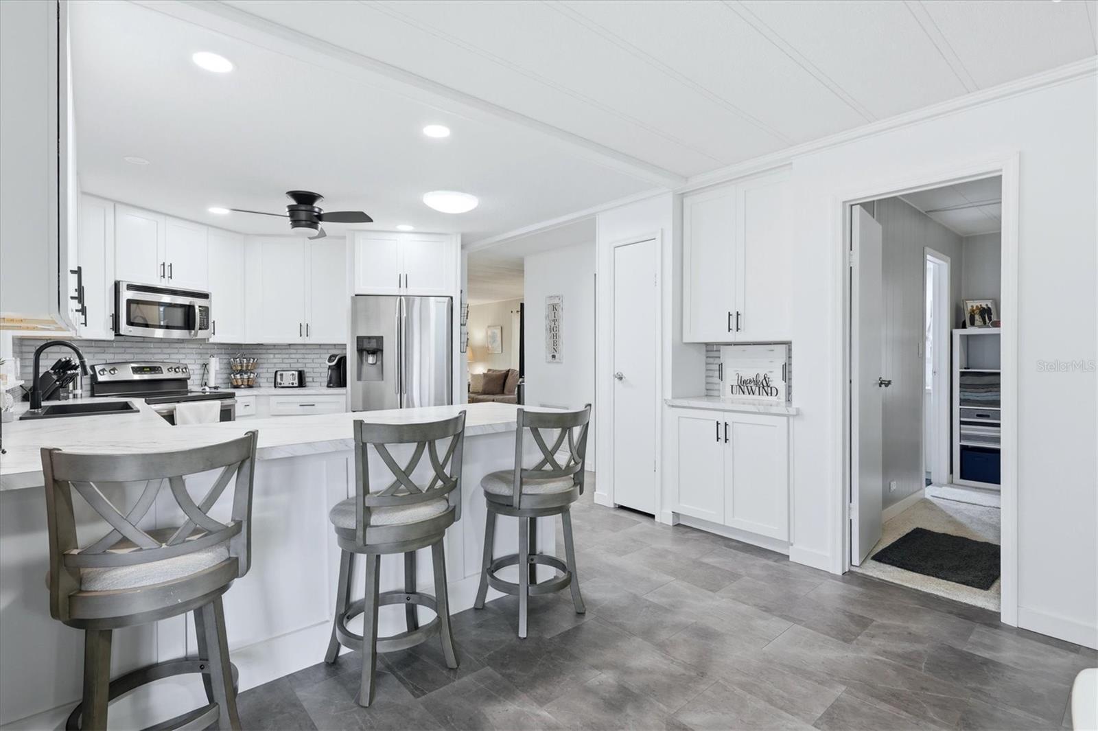 6710 36TH AVE E #121, PALMETTO, FL, 34221