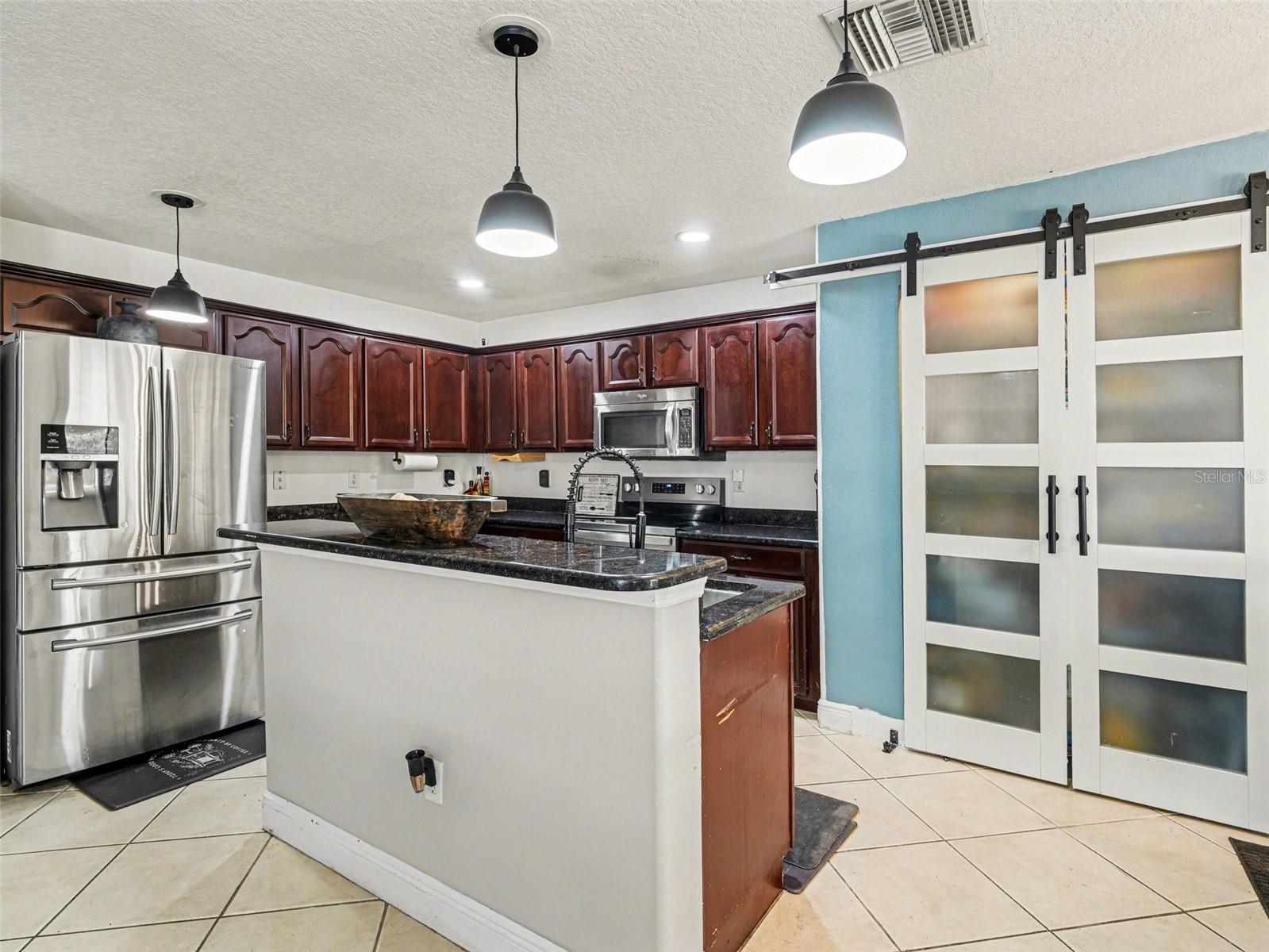 12123 FERN BLOSSOM DR, GIBSONTON, FL, 33534