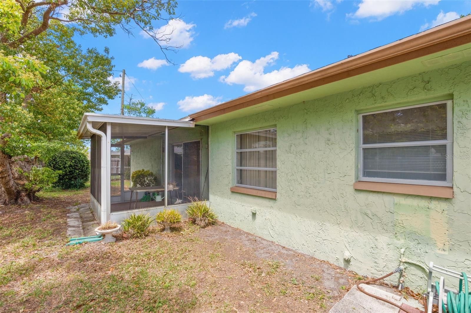 616 HERITAGE LN #B, LARGO, FL, 33770