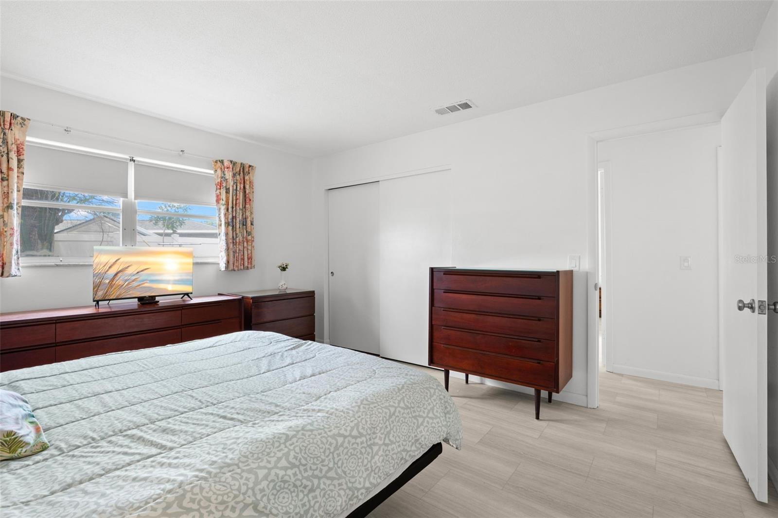 616 HERITAGE LN #B, LARGO, FL, 33770