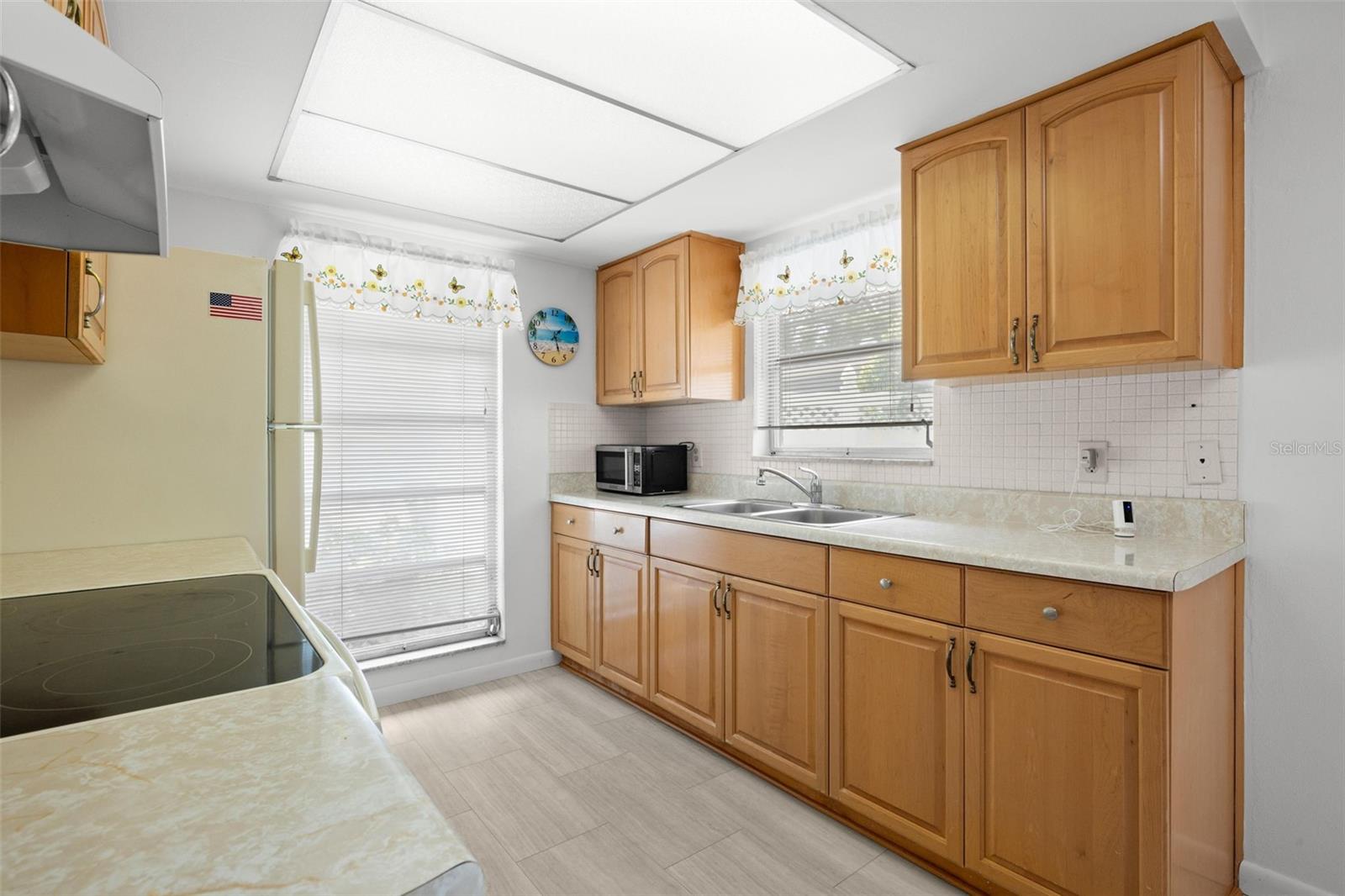 616 HERITAGE LN #B, LARGO, FL, 33770