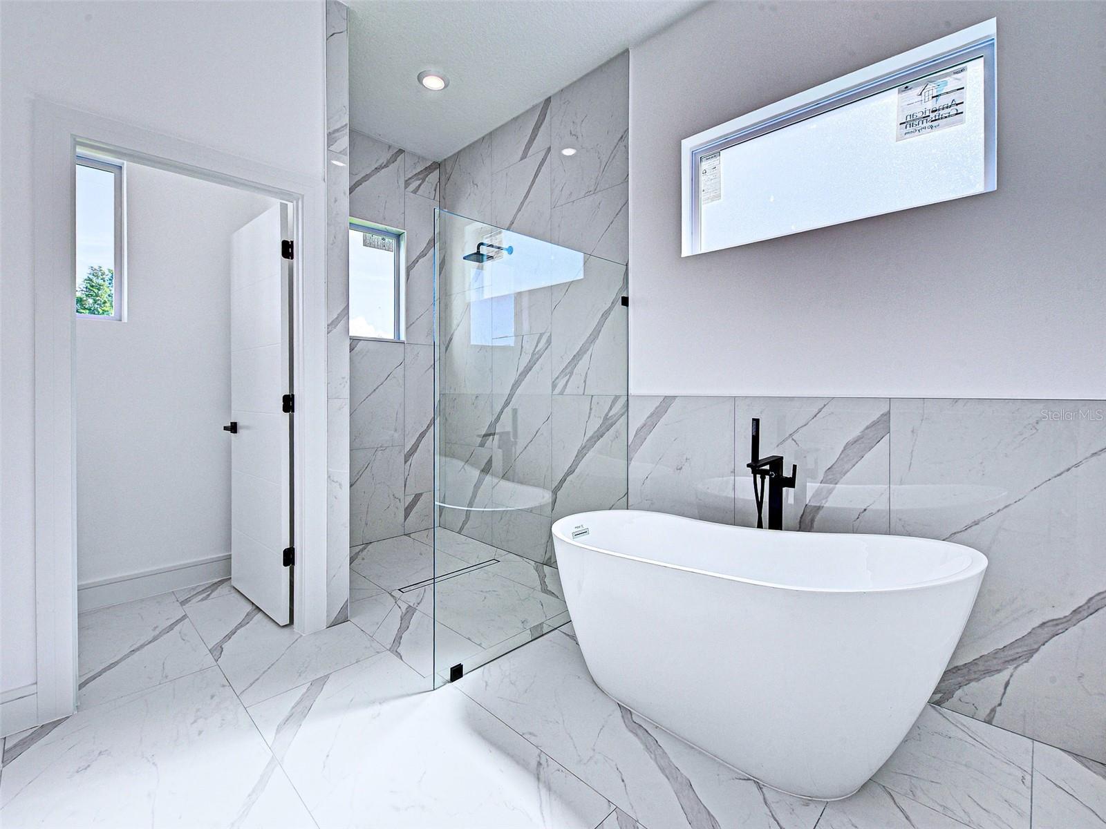 165 INGRAM BLVD, ROTONDA WEST, FL, 33947