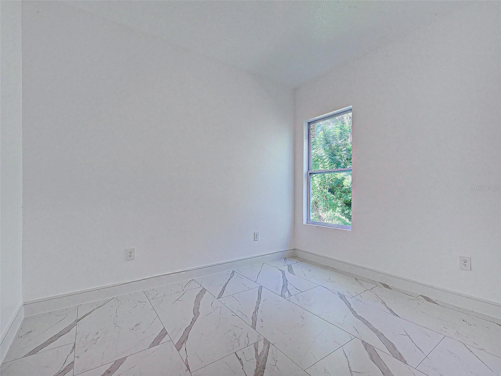 165 INGRAM BLVD, ROTONDA WEST, FL, 33947