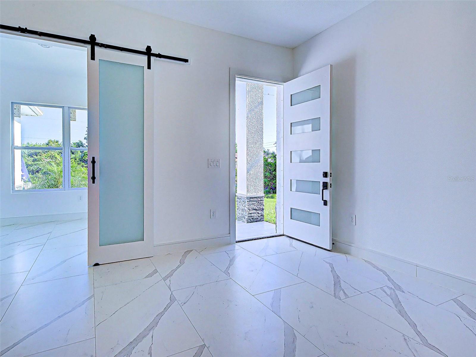 165 INGRAM BLVD, ROTONDA WEST, FL, 33947