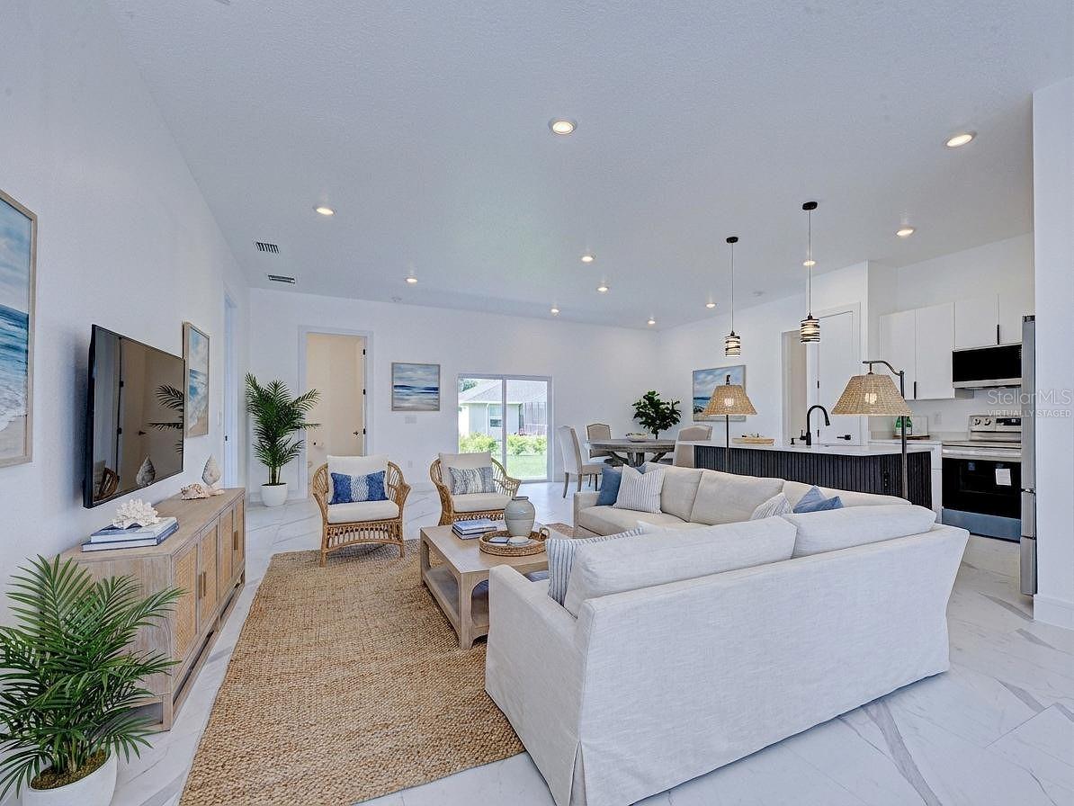 165 INGRAM BLVD, ROTONDA WEST, FL, 33947