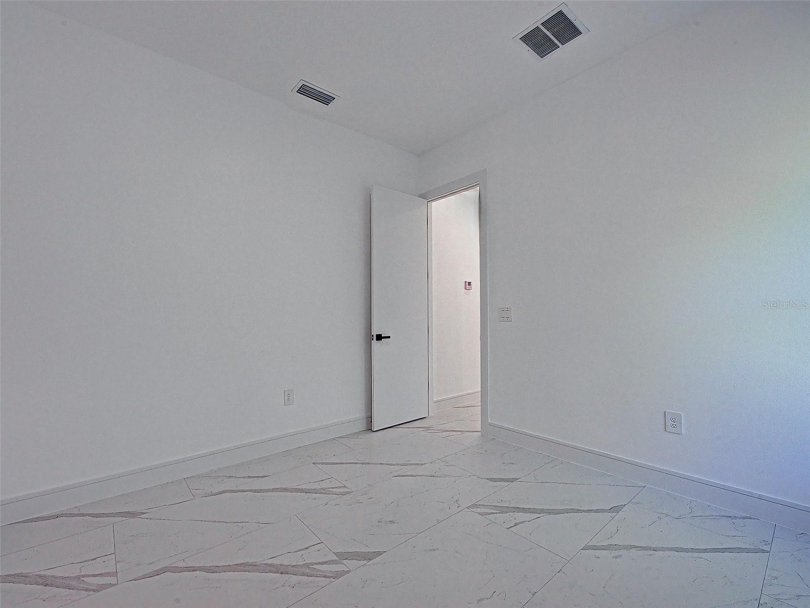 165 INGRAM BLVD, ROTONDA WEST, FL, 33947