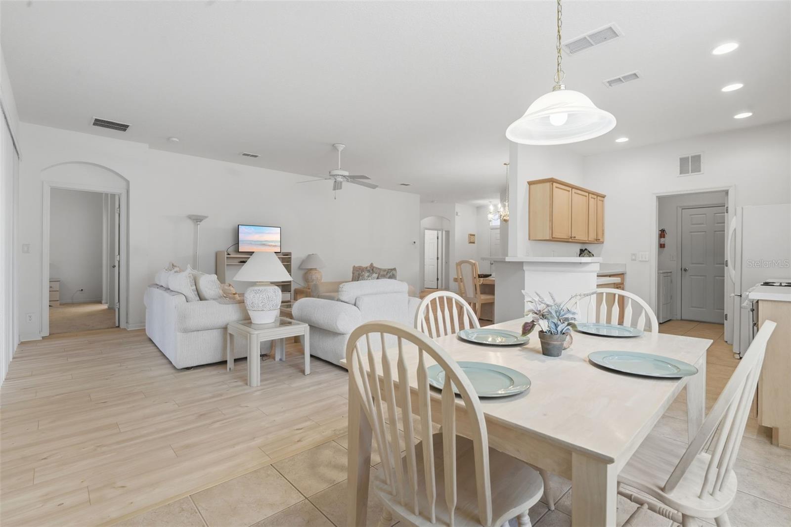 115 AVENHAM DR, DELAND, FL, 32724