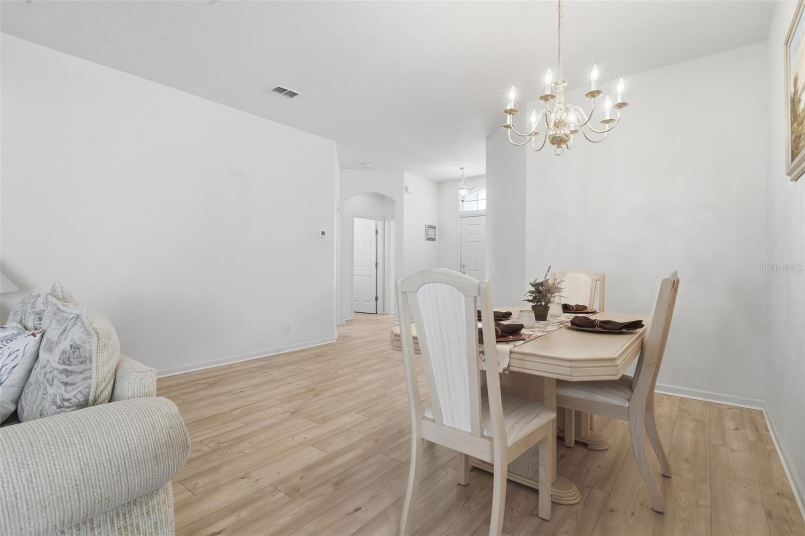 115 AVENHAM DR, DELAND, FL, 32724