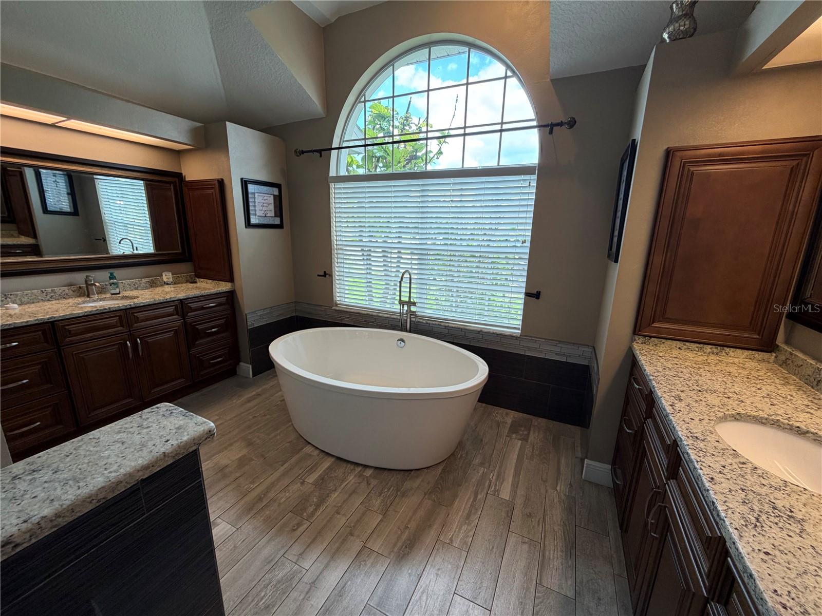 1616 KINSMERE DR, TRINITY, FL, 34655