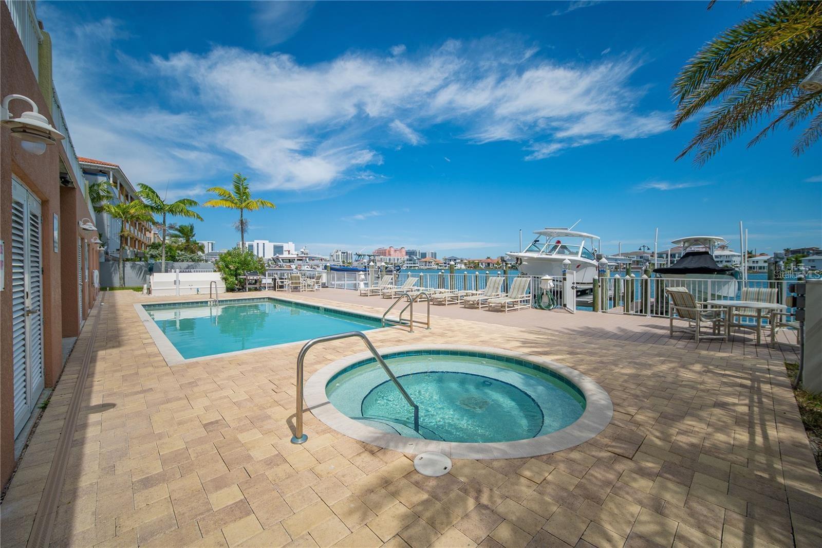 706 BAYWAY BLVD #301, CLEARWATER BEACH, FL, 33767