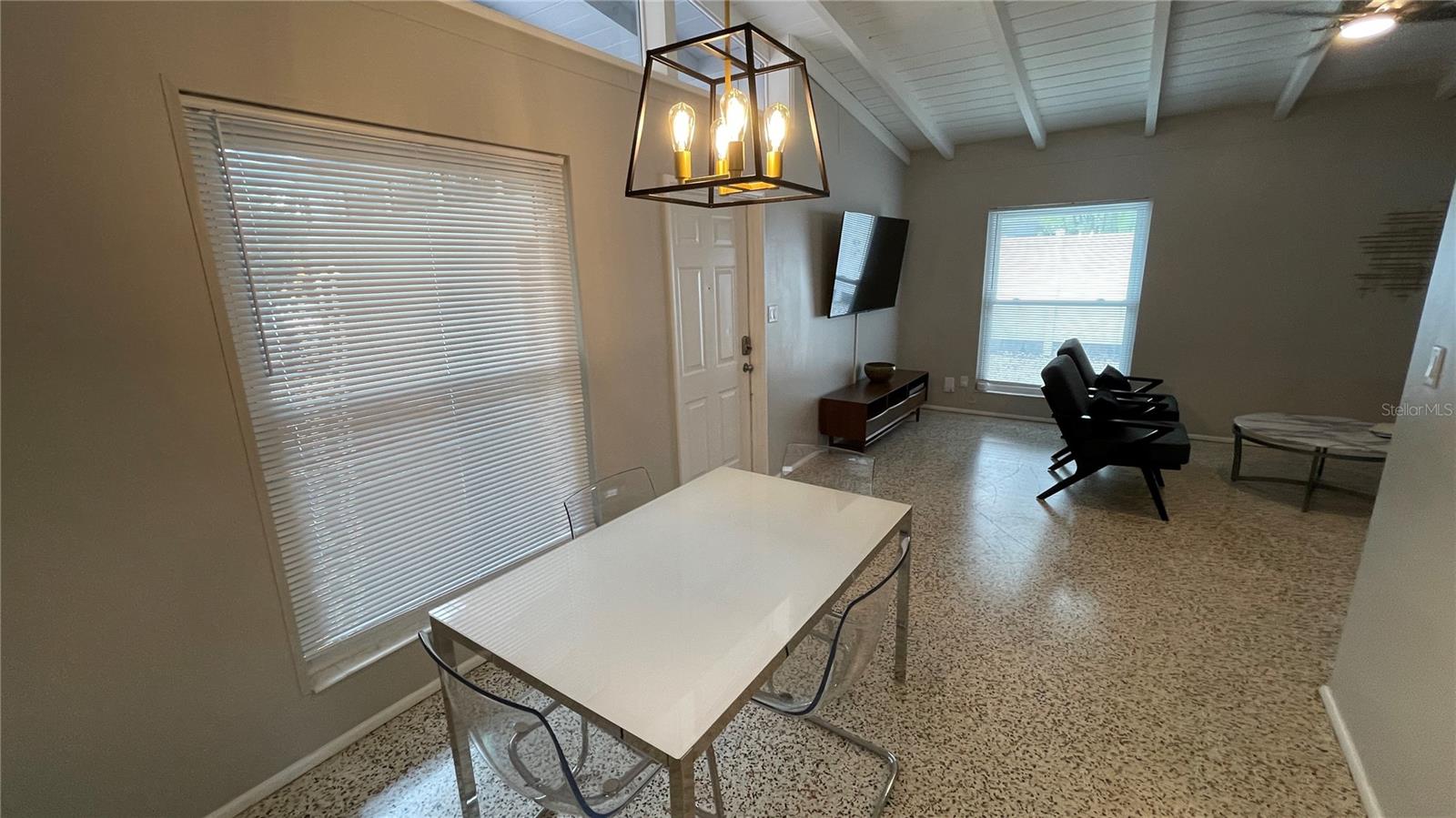 2832 BAY ST, SARASOTA, FL, 34237