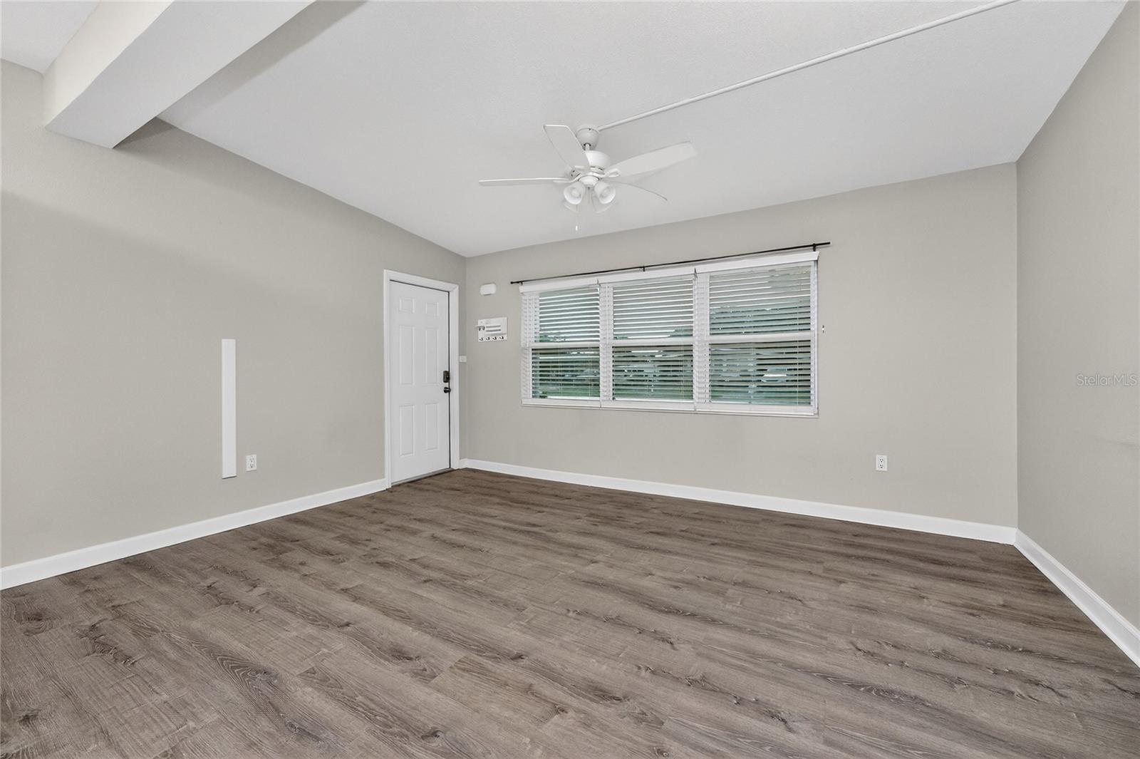 PORT CHARLOTTE SEC 033, PORT CHARLOTTE, FL, 33952