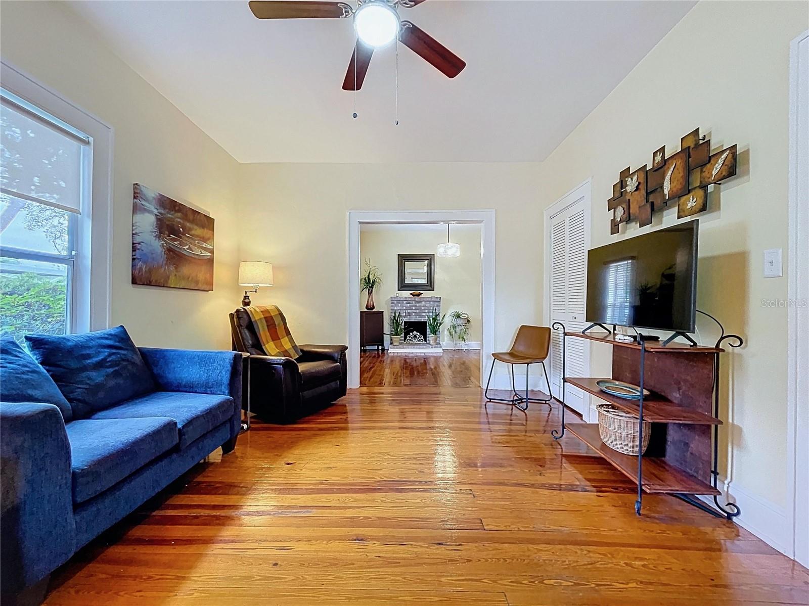 1001 E CRAWFORD ST, TAMPA, FL, 33604