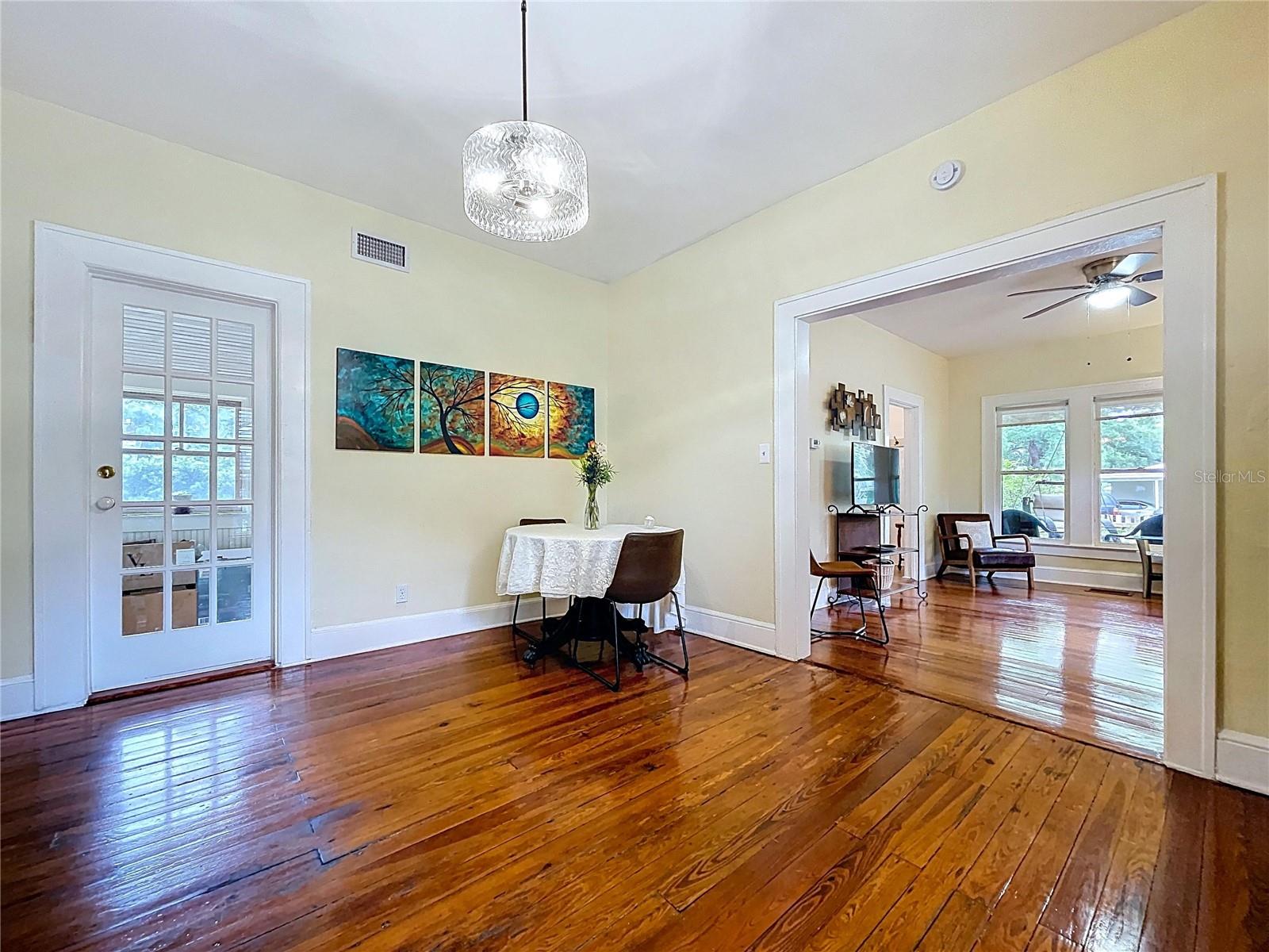 1001 E CRAWFORD ST, TAMPA, FL, 33604