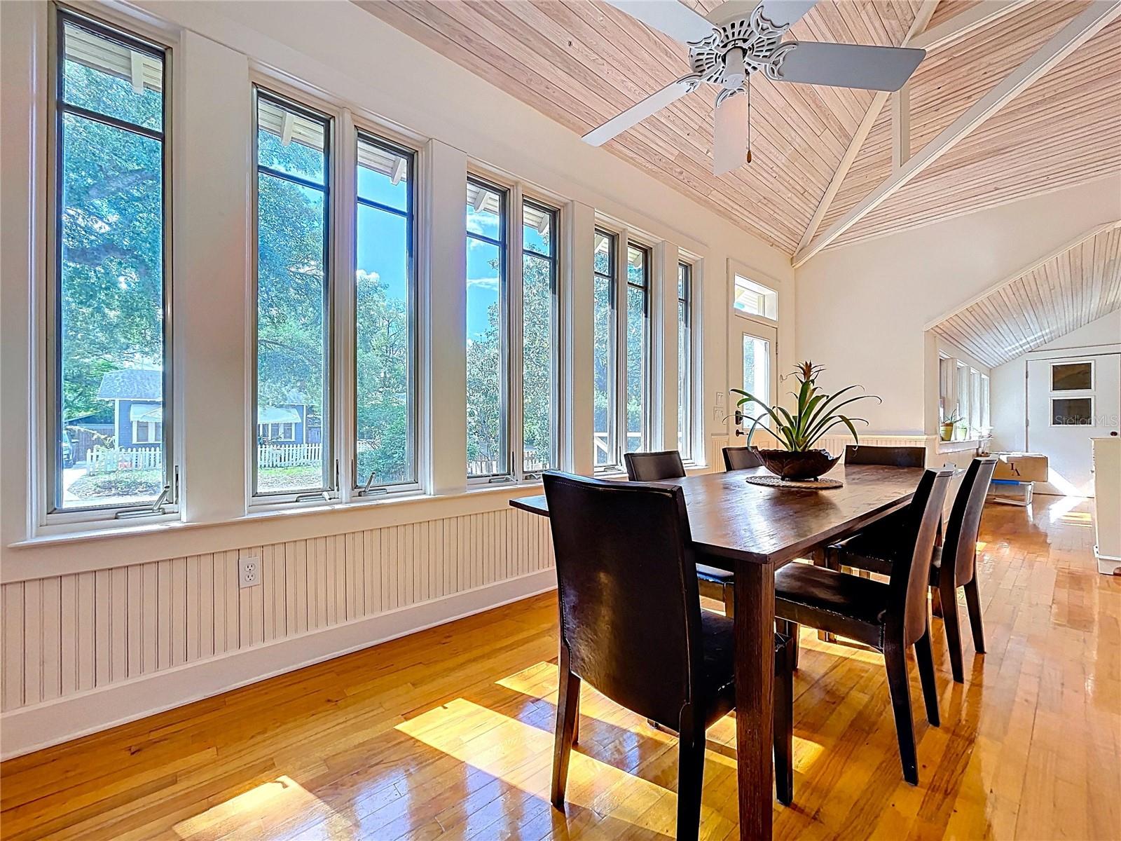 1001 E CRAWFORD ST, TAMPA, FL, 33604