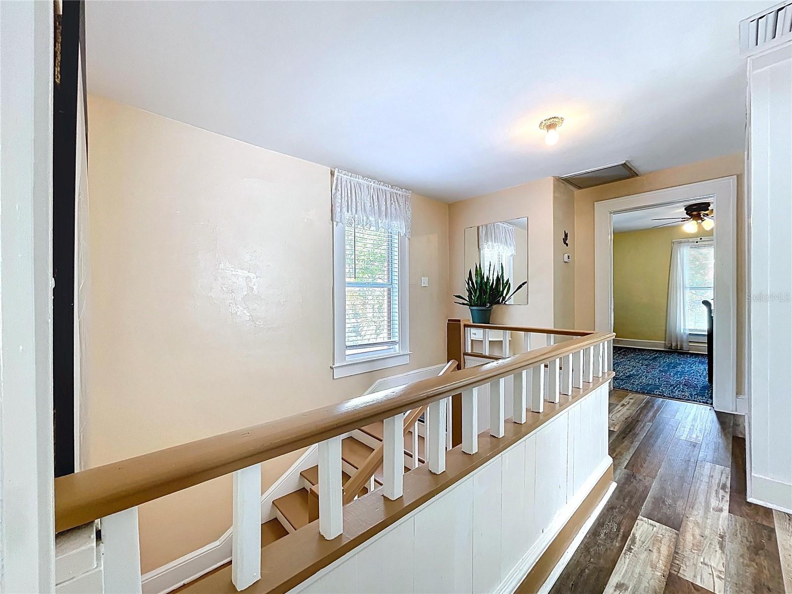 1001 E CRAWFORD ST, TAMPA, FL, 33604