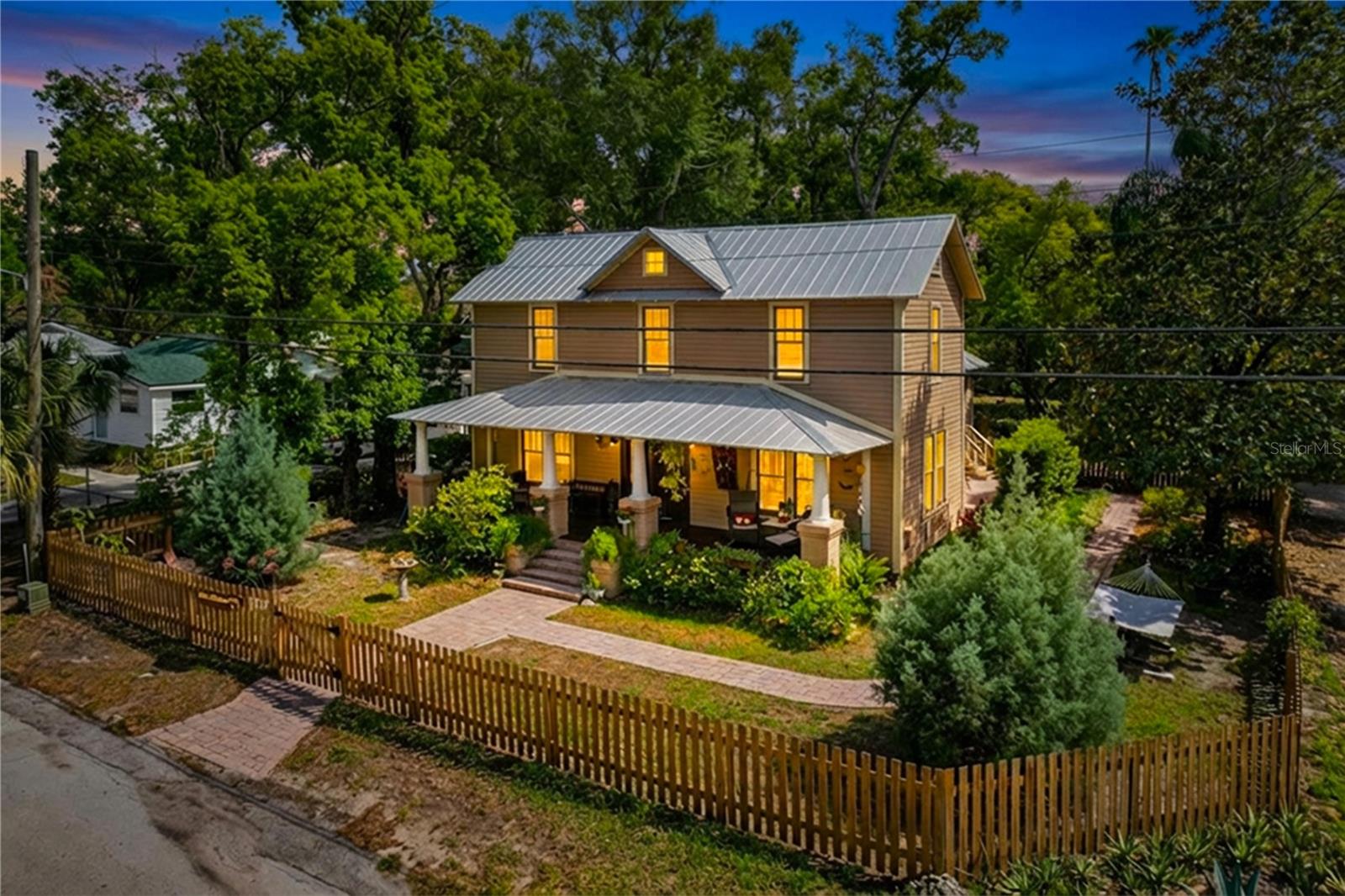 1001 E CRAWFORD ST, TAMPA, FL, 33604