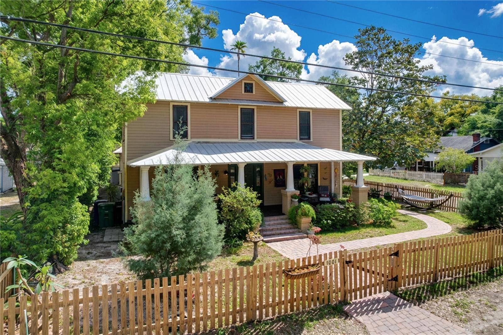 1001 E CRAWFORD ST, TAMPA, FL, 33604