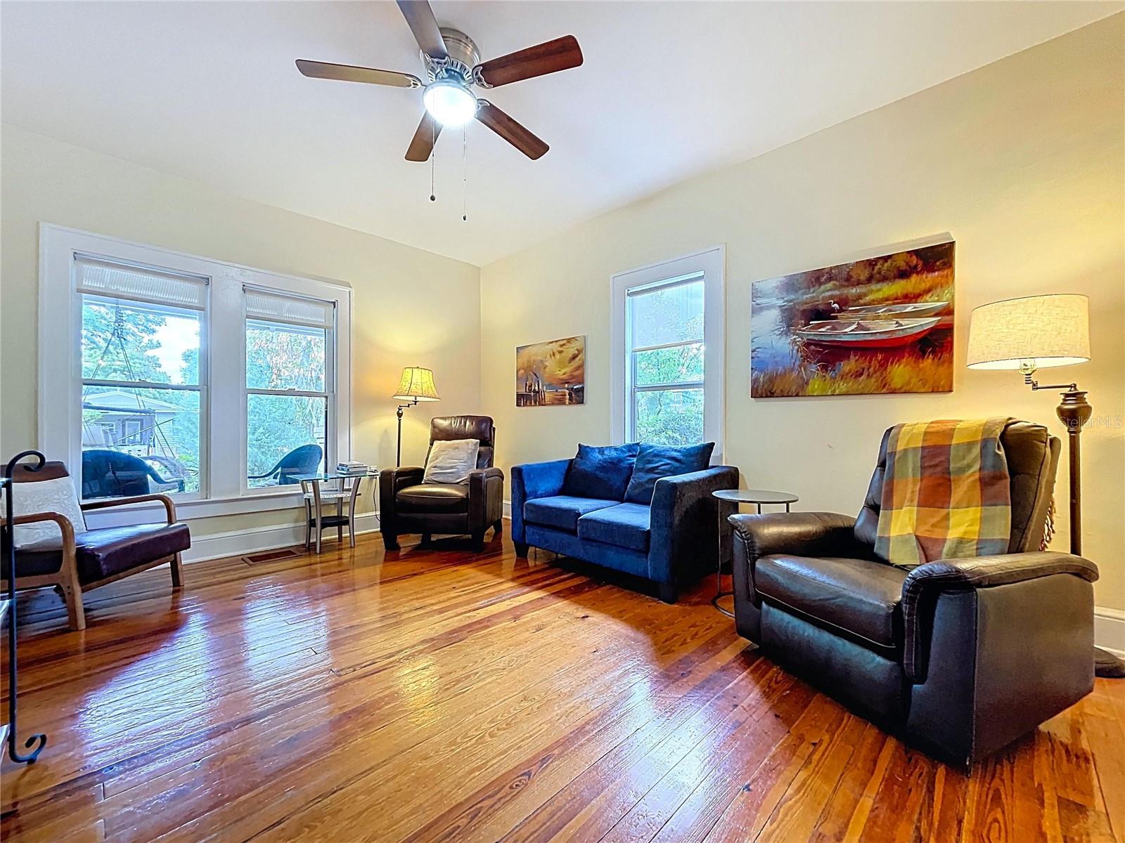 1001 E CRAWFORD ST, TAMPA, FL, 33604