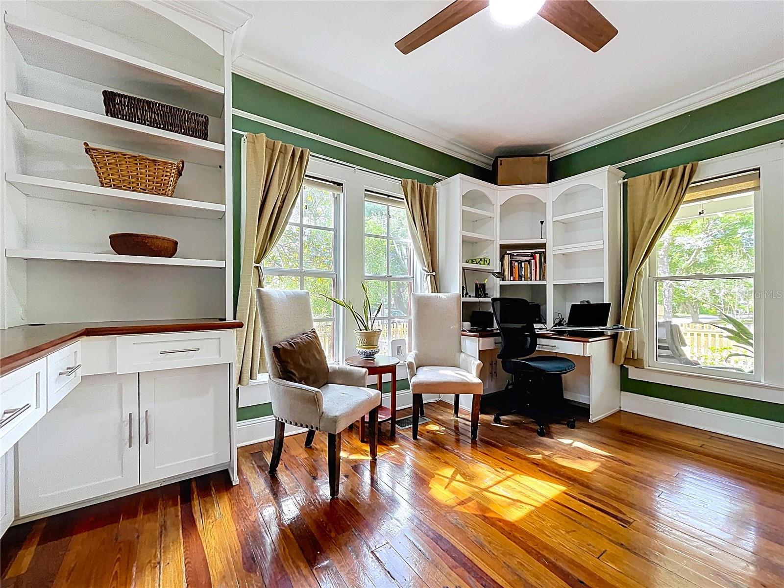 1001 E CRAWFORD ST, TAMPA, FL, 33604