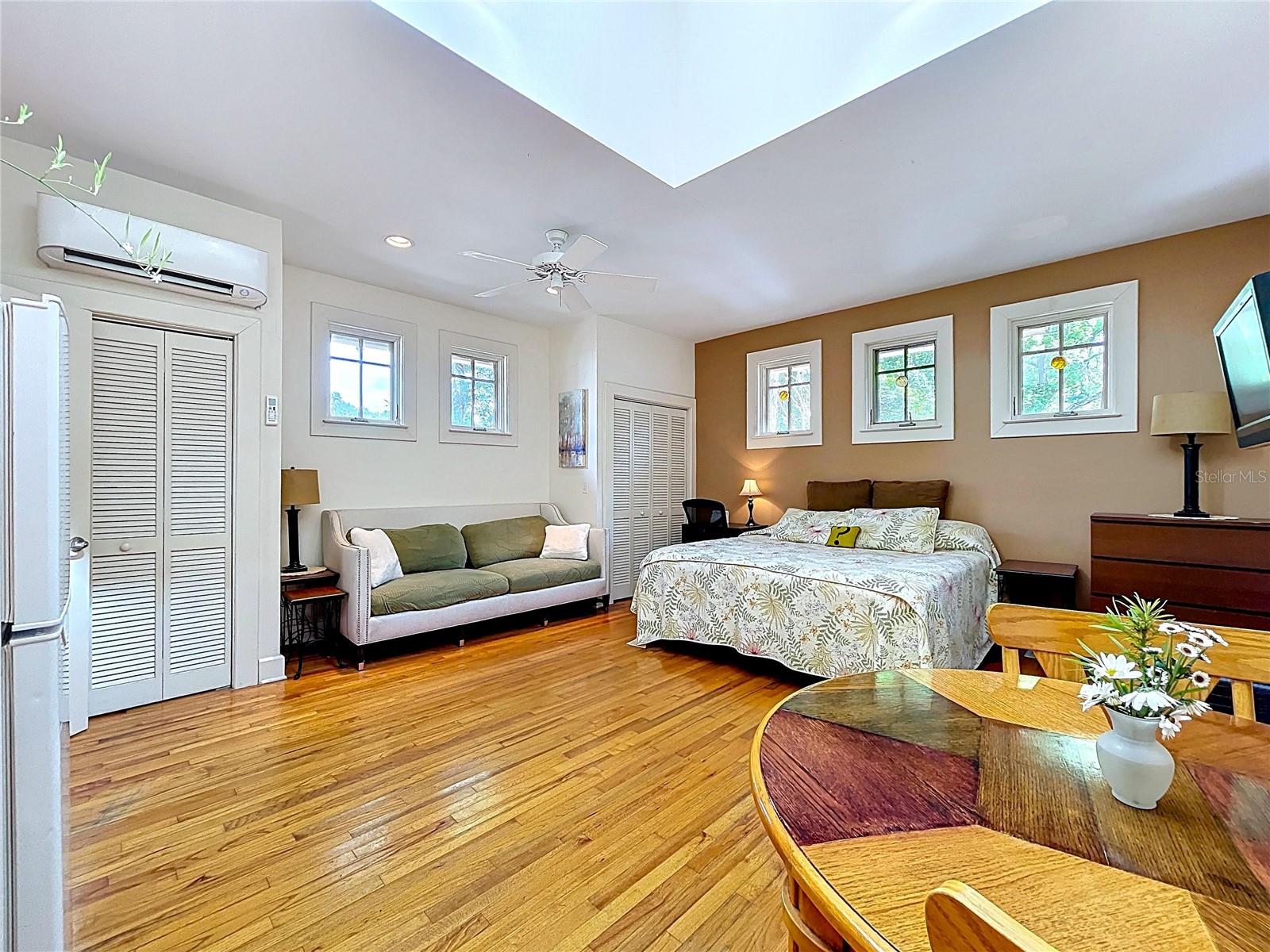 1001 E CRAWFORD ST, TAMPA, FL, 33604