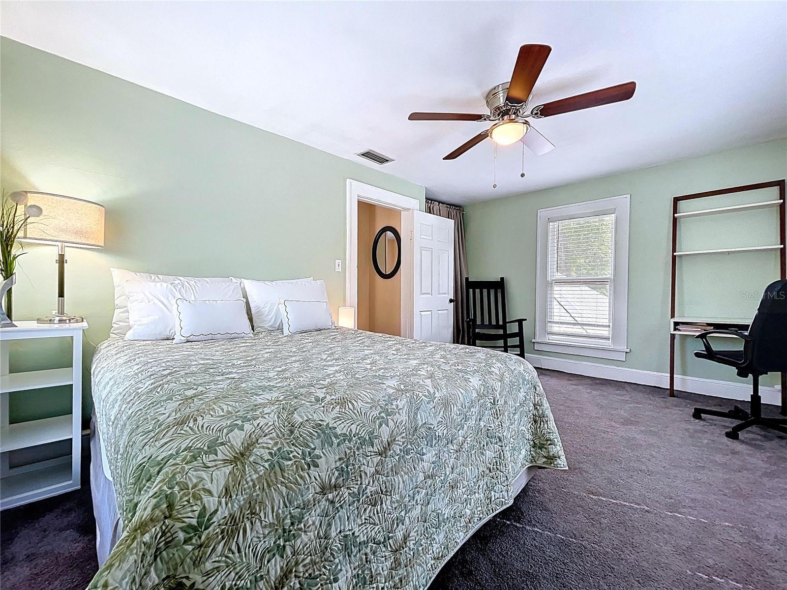 1001 E CRAWFORD ST, TAMPA, FL, 33604