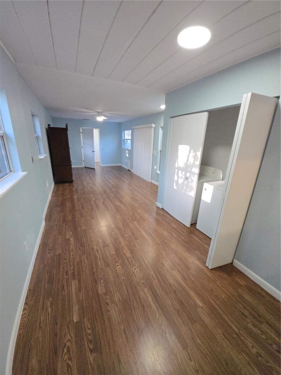 Super large florida room