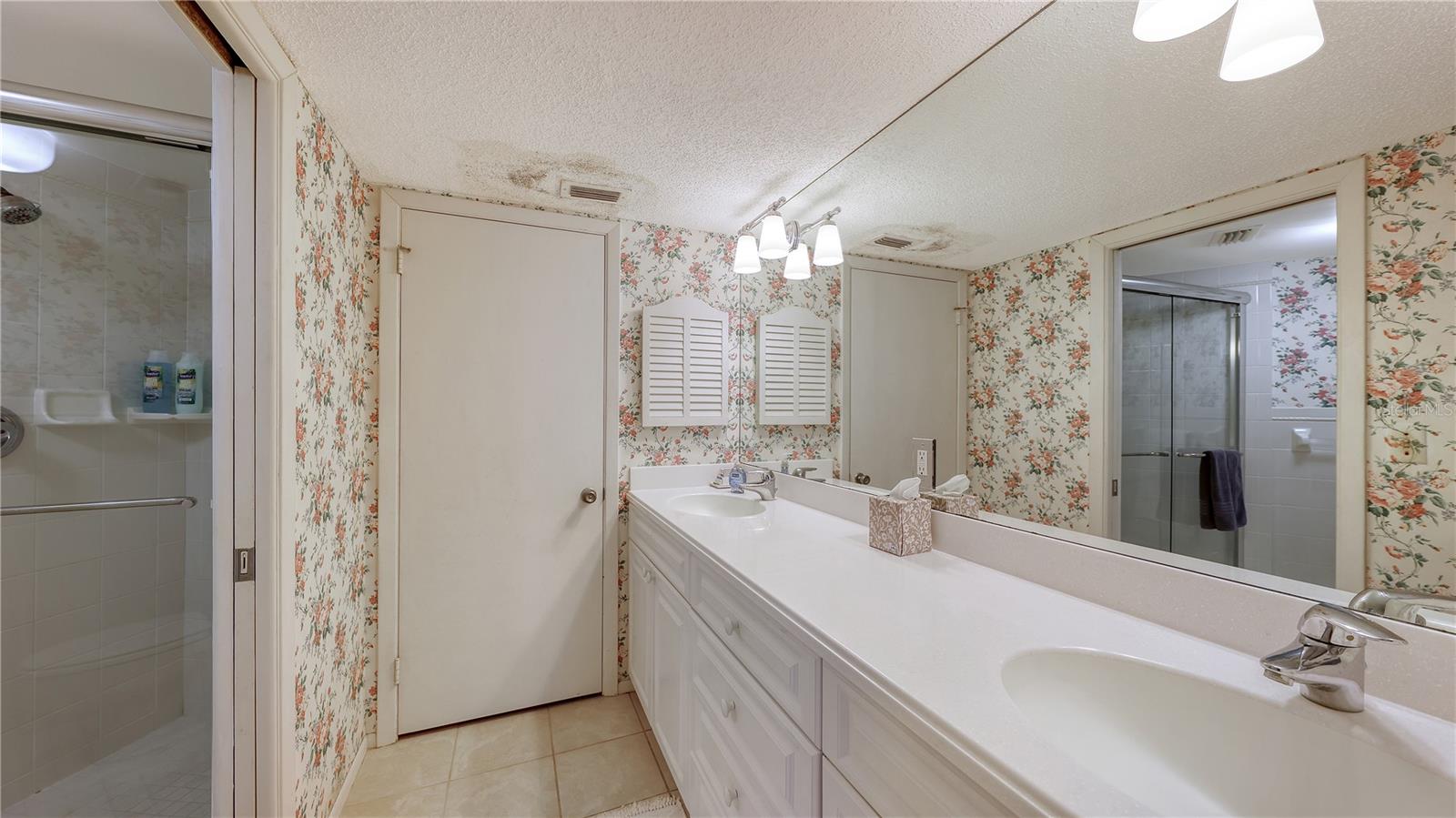4825 GULF OF MEXICO DR #504, LONGBOAT KEY, FL, 34228