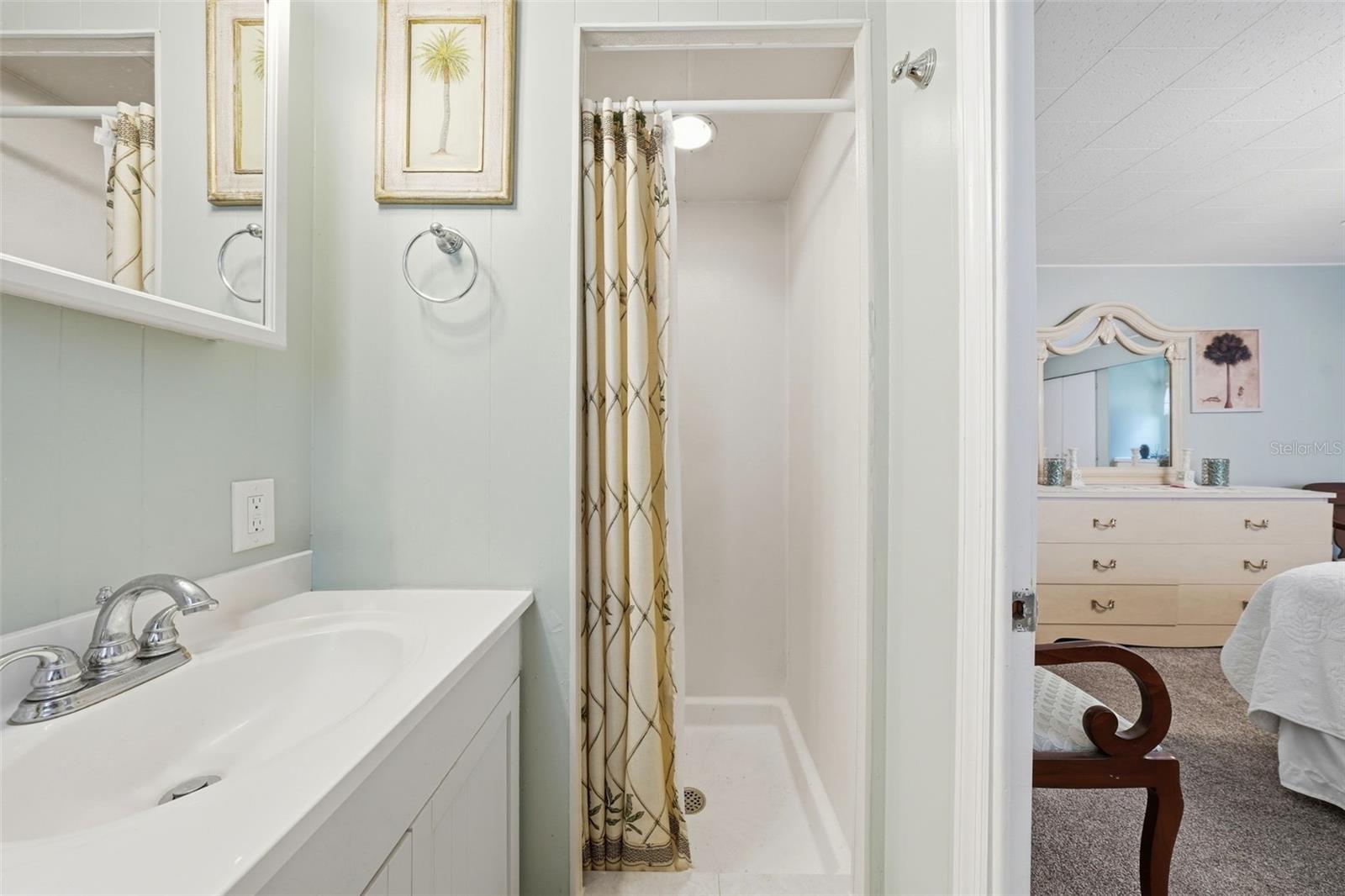 34117 HODGES RD, LEESBURG, FL, 34788