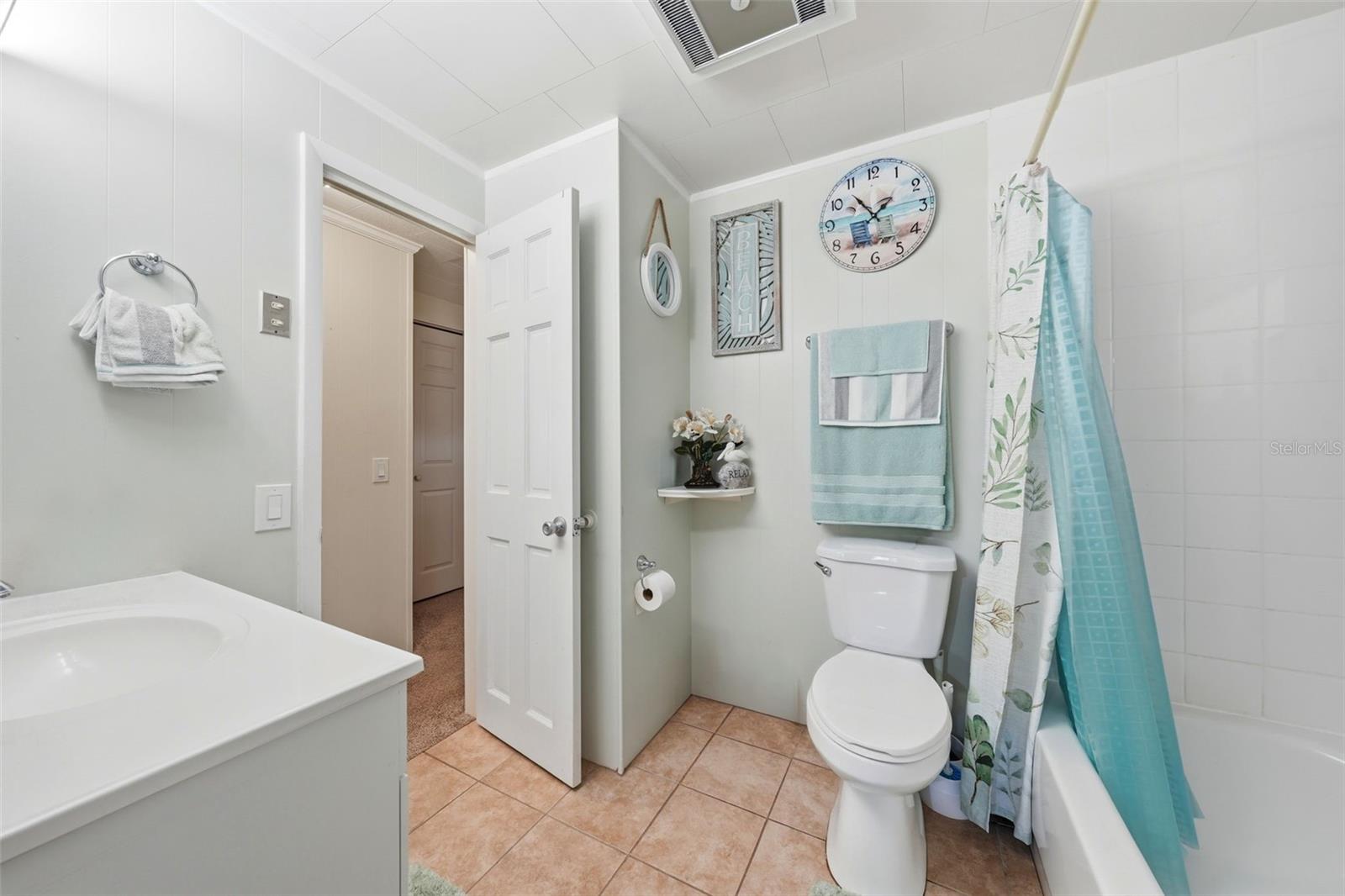 34117 HODGES RD, LEESBURG, FL, 34788