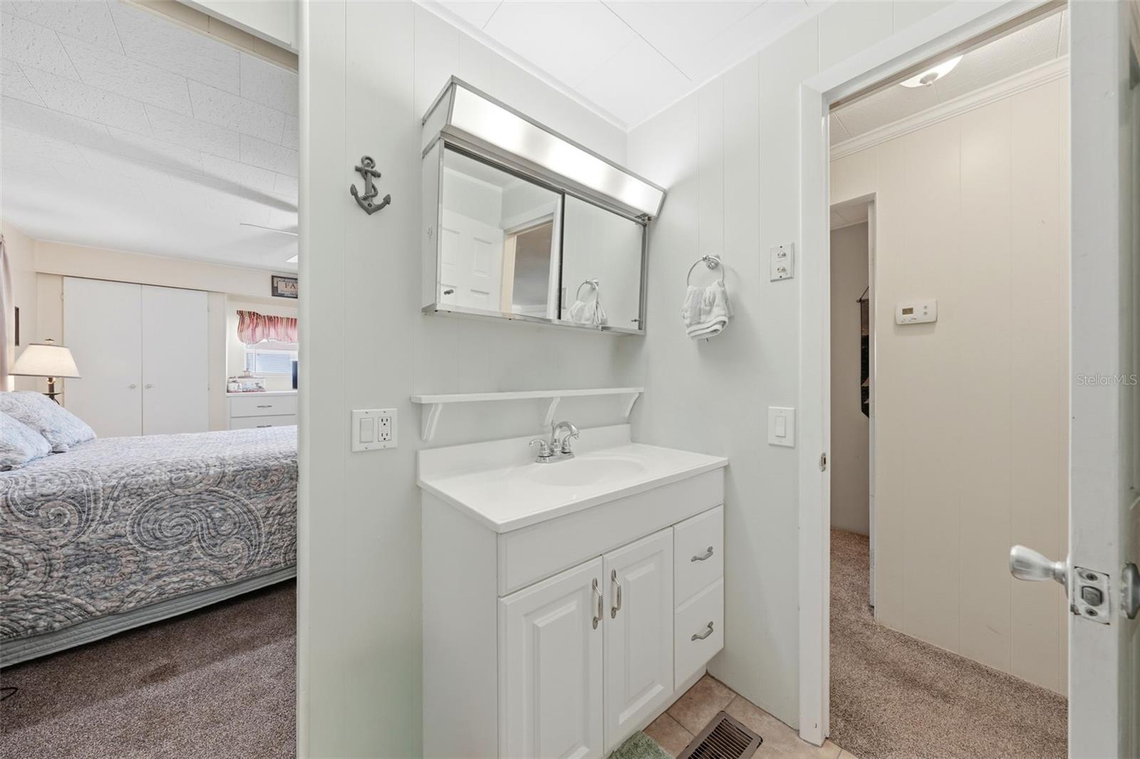 34117 HODGES RD, LEESBURG, FL, 34788